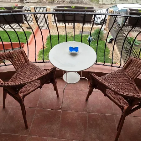 Gazde/Camere de închiriat Lidia Eforie Nord